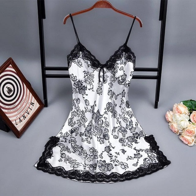 White V-Neck Lace Sleep Robe Summer Womens Pajamas Sleepwear Lady Home Wear Nightgown Sexy Bath Gown Sleepshirts M-XXL