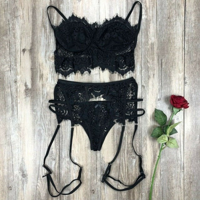 Giorno di san valentino Delle Donne Sexy Lingerie set Bamboletta Del Merletto Reggiseno Aperto Set G-String Della Biancheria Intima Degli Indumenti Da Letto Completi Reggiseno E Mutandina trasporto